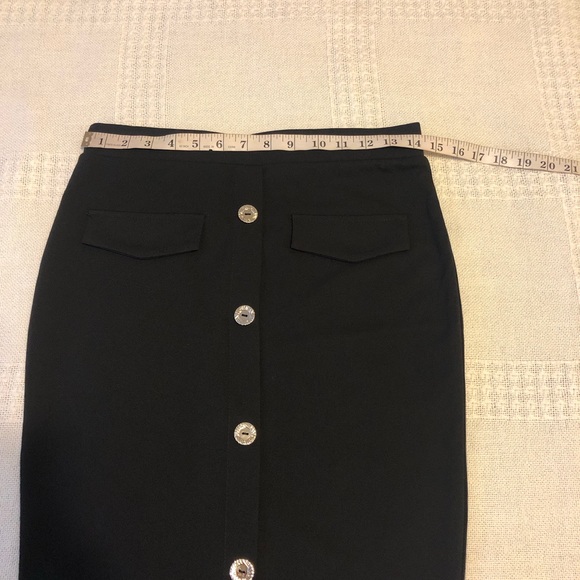 Women’s skirt - Picture 8 of 9